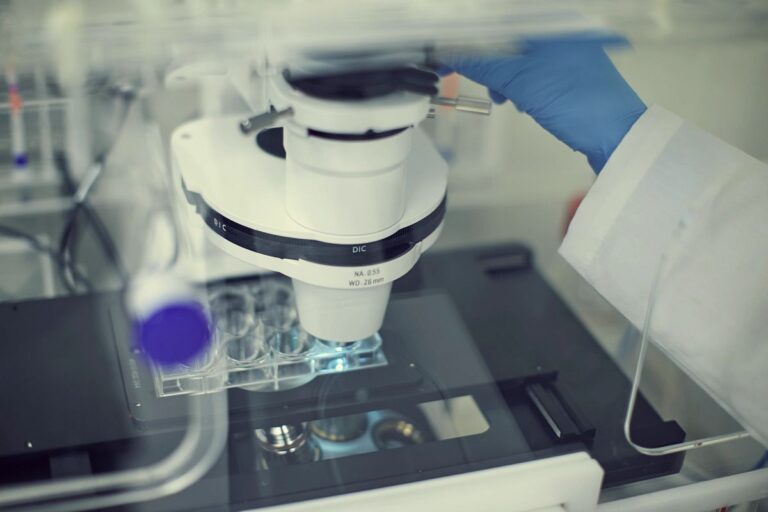 Machine learning methods move self-driving labs closer to materials discovery at scale