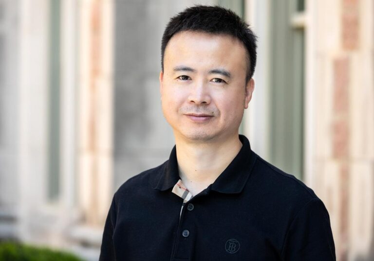Chongjie Zhang